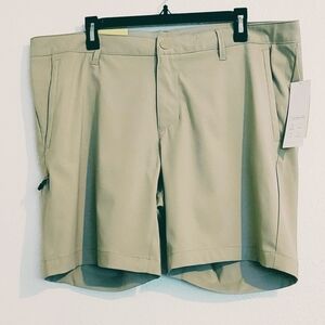 ALL IN MOTION KHAKI CARGO GOLF SHORTS MEN'S SIZE 40